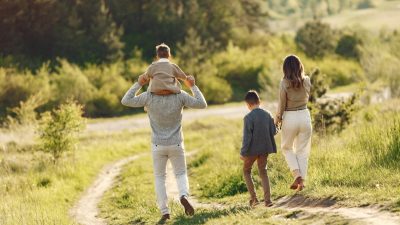 Préparer une sortie familiale dans le Puy-de-Dôme : comment choisir un site touristique adapté ?