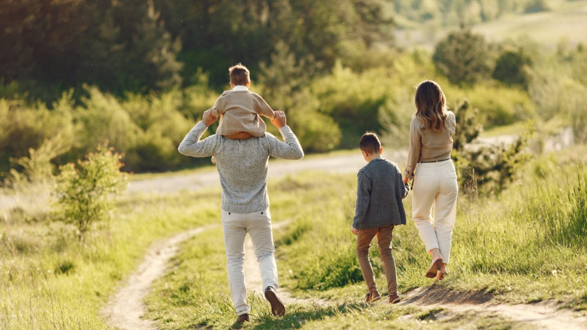 Préparer une sortie familiale dans le Puy-de-Dôme : comment choisir un site touristique adapté ?