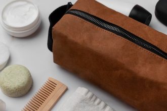 Voyager léger : astuces d’organisation et rangement pour ses affaires personnelles